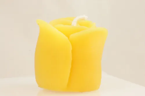 Rosenkerze 4 cm Höhe, Ø 3,5 cm, 35 g